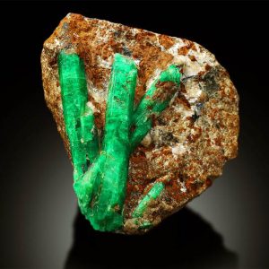 EMERALD SPECIMEN , NATURAL EMERALD CRYSTAL ON MATRIX FROM PANJSHIR AFGHANISTAN – 264 GRAM , 76*75*29 MM (Copy)