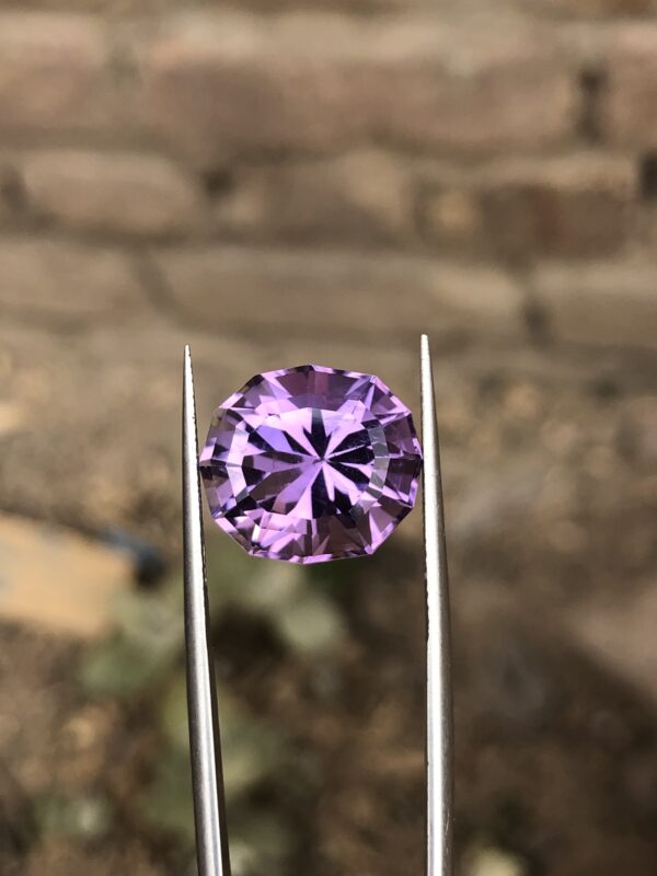 Amethyst cut