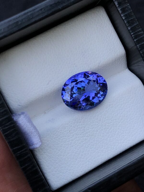 Tanzanite gem