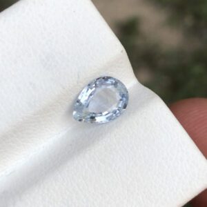 sapphire gemstone bluish white pear shape weight 1.45  CT size 8.6*6.05*3.25mm