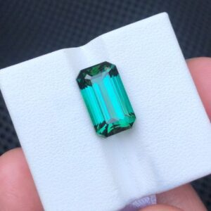 tourmaline gemstone loose seafoam COLOUR Weight 7.25 CT size 14.05×8.4×7.12mm