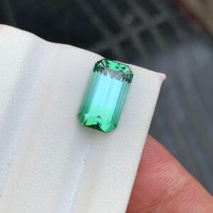 tourmaline gemstone loose lagoon bluish green color WEIGHT 4.7 carats size 13.1×7.42×5.85mm