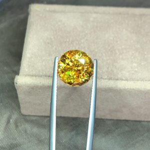 sphene titanite stone loose natural multi colors dispursion weight 8.15 carats size 11.77×8.48mm